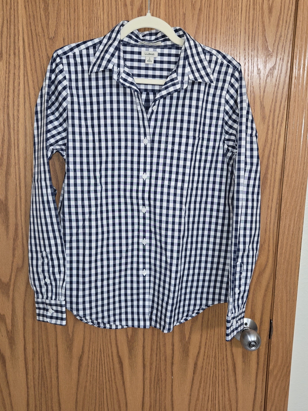 LL Bean Size Small 100% Cotton Navy & White Gingham Button-Down Shirt‎